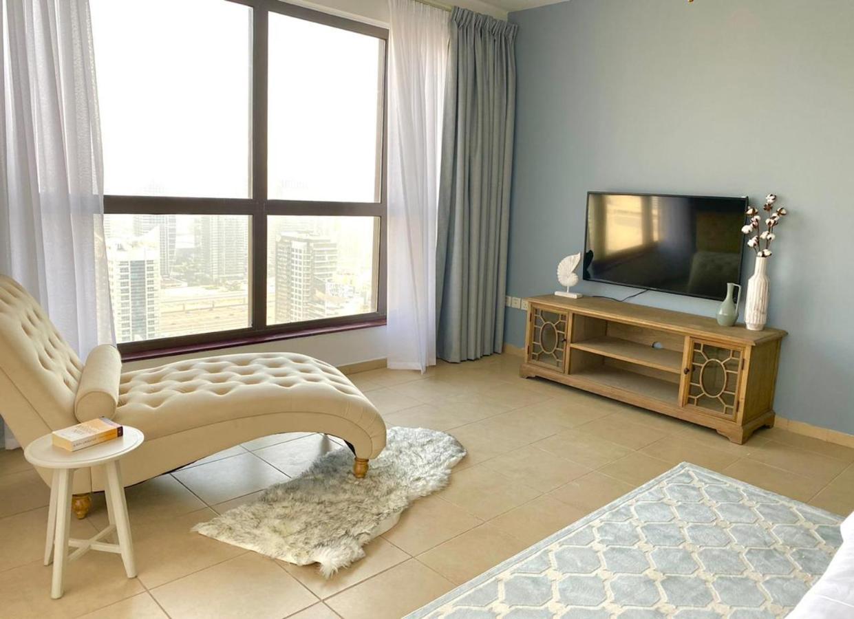 Nasma Luxury Stays- Majestic Marina Views, Lavish 4Br Getaway In Jbr ดูไบ ภายนอก รูปภาพ